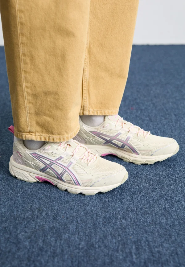 GEL NUNOBIKI UNISEX - Sneaker low - cream/sweet pink