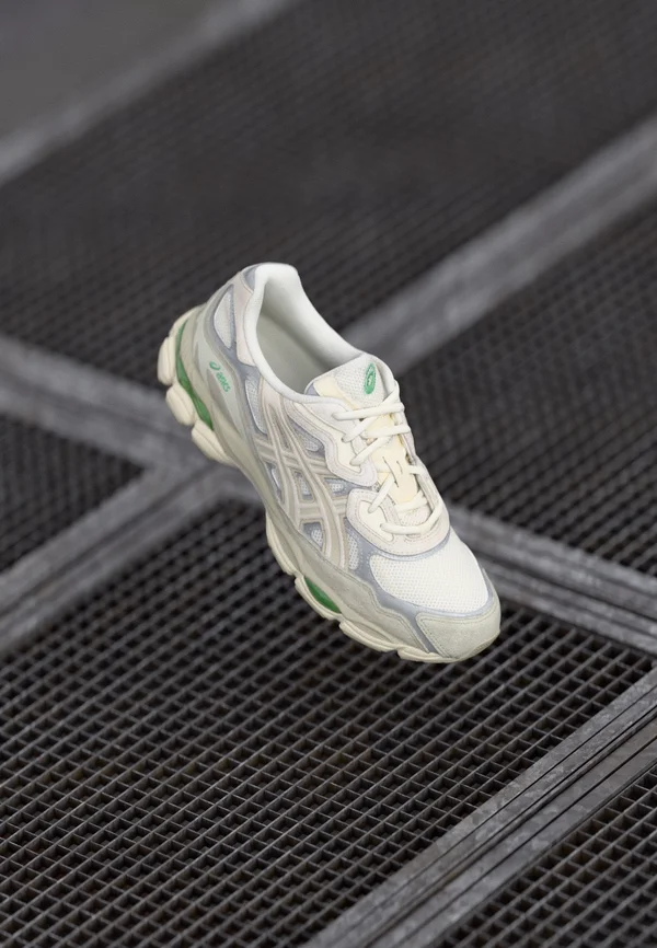 GEL NYC UNISEX - Sneaker low - cream/fossil