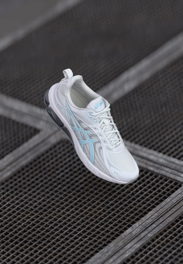 GEL-QUANTUM 180 VIII UNISEX - Sneaker low - white/piedmont grey
