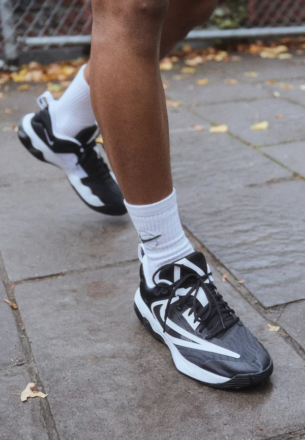 GIANNIS IMMORTALITY 3  - Basketballschuh - black/white