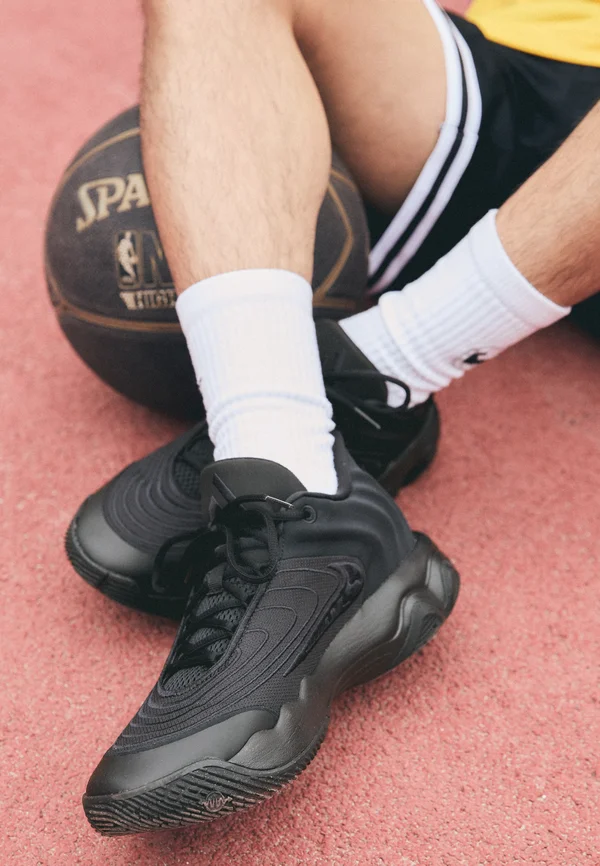 GIANNIS IMMORTALITY 4 UNISEX - Basketballschuh - black