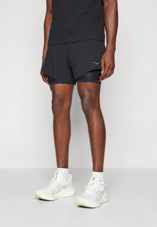 GLIDE SHORT  - Kurze Sporthose - black