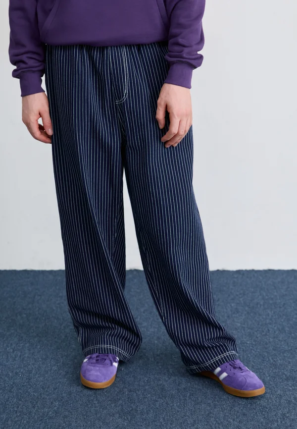 GRAPHIC LO CH - Stoffhose - medium blue denim