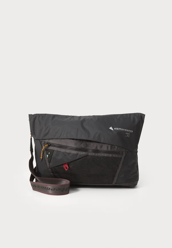 GRID MESSENGER BAG UNISEX - Umhängetasche - raven