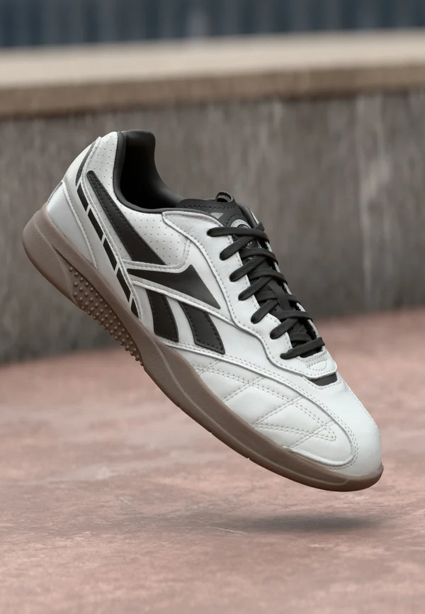 HAMMER STREET UNISEX - Sneaker low - matte silver-coloured/black