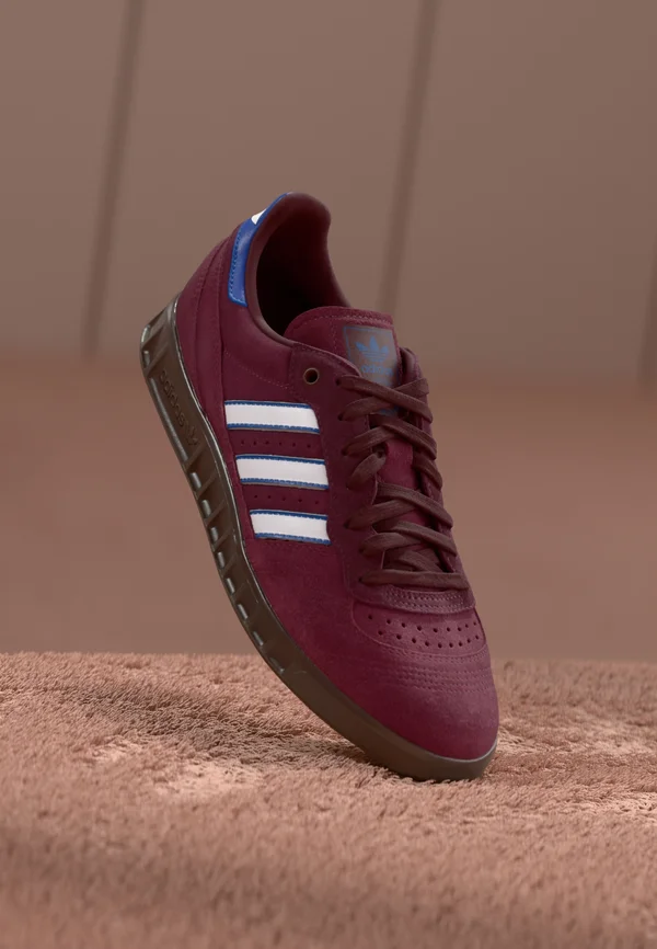 HANDBALL TOP UNISEX - Sneaker low - maroon/footwear white/blue