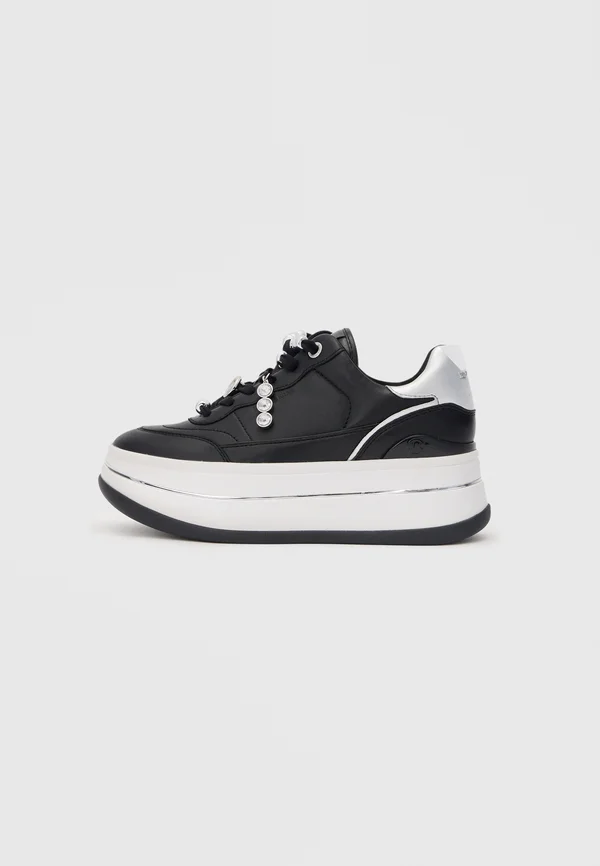 HAYES - Sneaker low - black