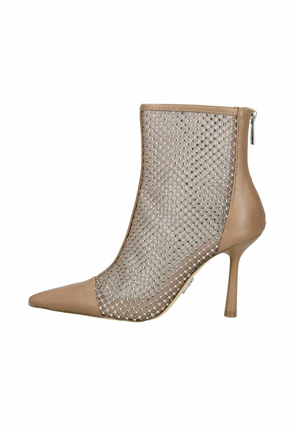 High Heel Pumps - tan mesh tms