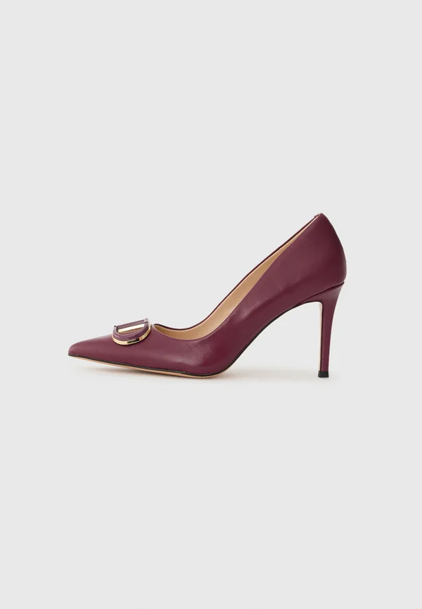 High Heel Pumps - winetasting