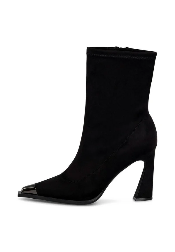 High Heel Stiefelette - black