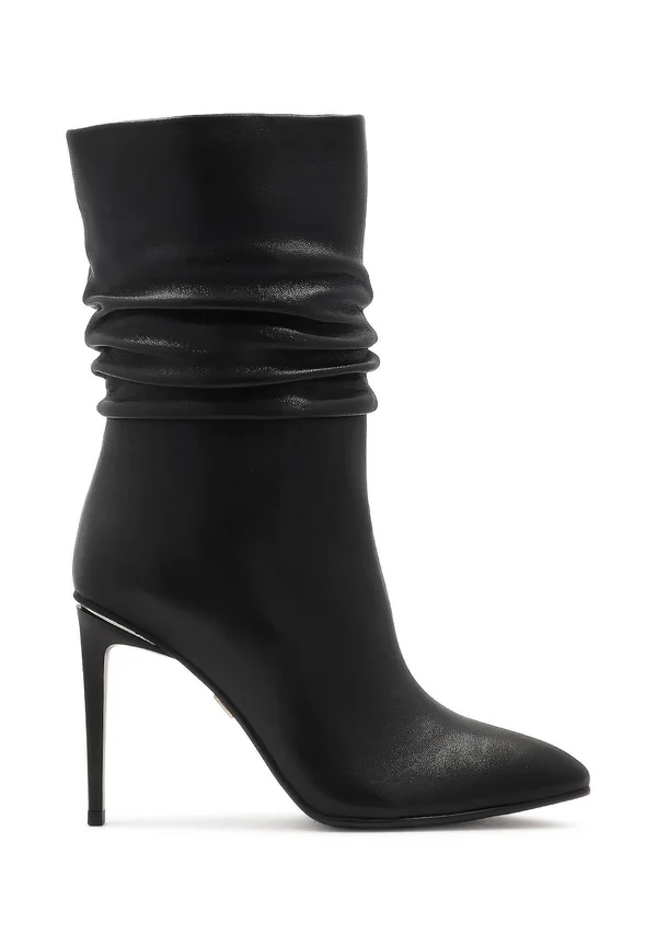 High Heel Stiefelette - black