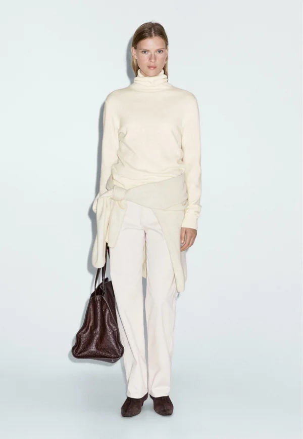 HIGH NECK - Strickpullover - beige