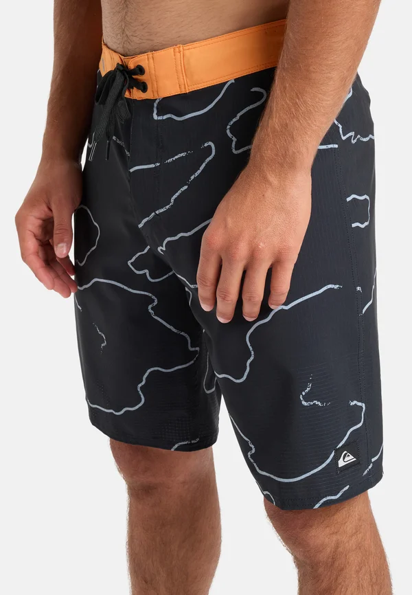 HIGHLINE - Badeshorts - black camostrokes