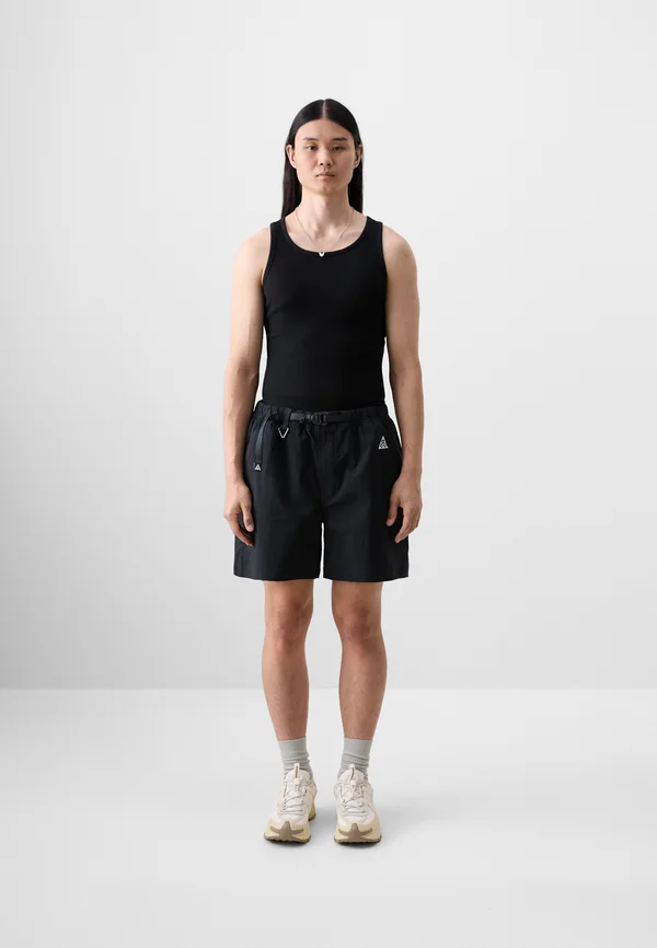 HIKE SHORT - Shorts - black anthracite summit white