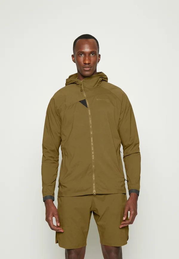 HOODED JACKET  - Softshelljacke - olive