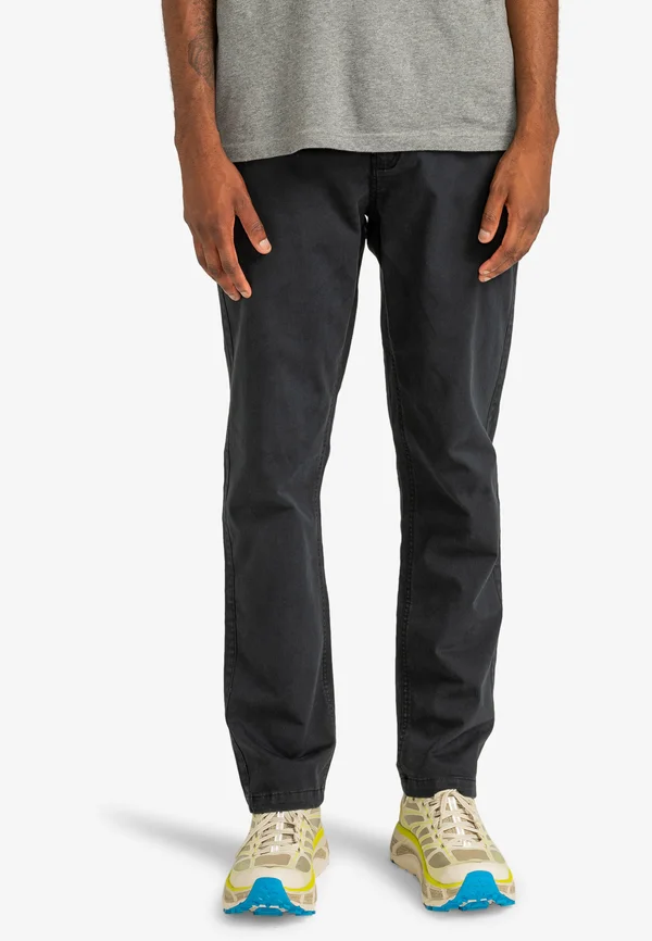 HOWLAND - Chino - flint black