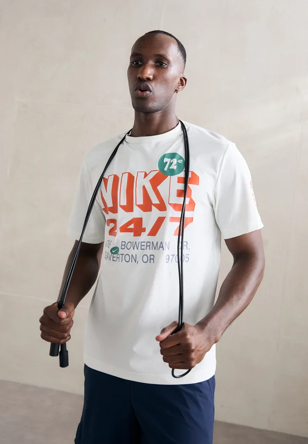 HYVERS - Sport T-Shirt - sail