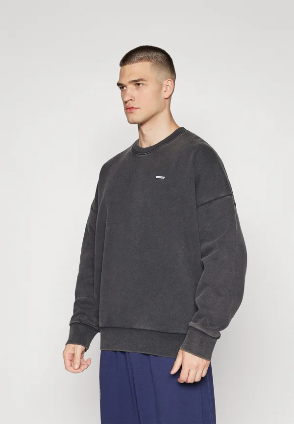 ICON WASH CREW - Sweatshirt - black/white