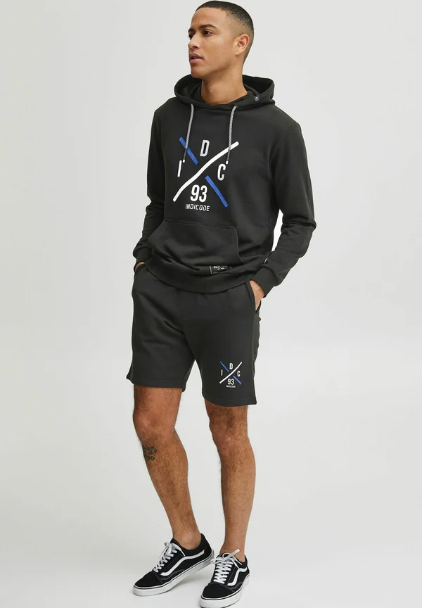 IDHALLUM - Shorts - black
