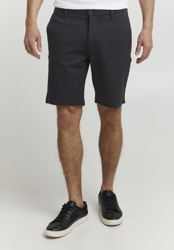 IDKoldo - Shorts - black