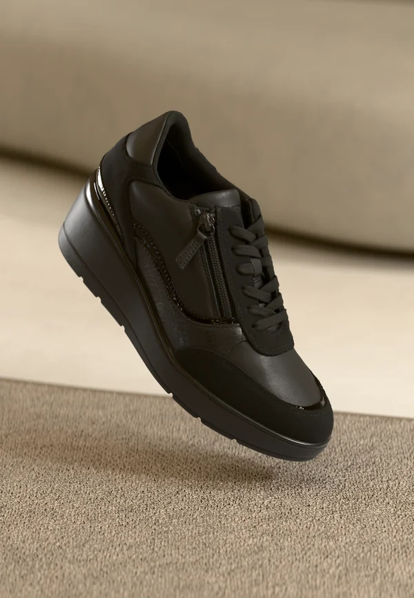 ILDE - Sneaker low - black