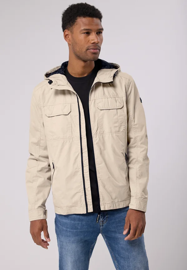 IM WASHED LOOK - Leichte Jacke - weiß