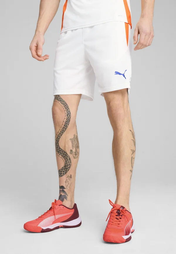 INDIVIDUAL TRAINING - Kurze Sporthose - white vivid blue heat fire