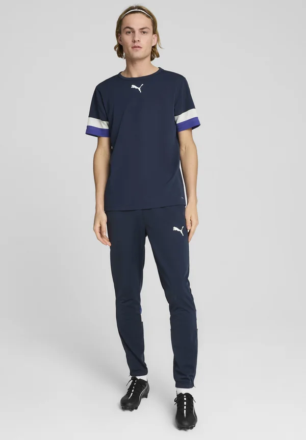 INDIVIDUALRISE FUSSBALL - Sport T-Shirt - club navy lapis lazuli