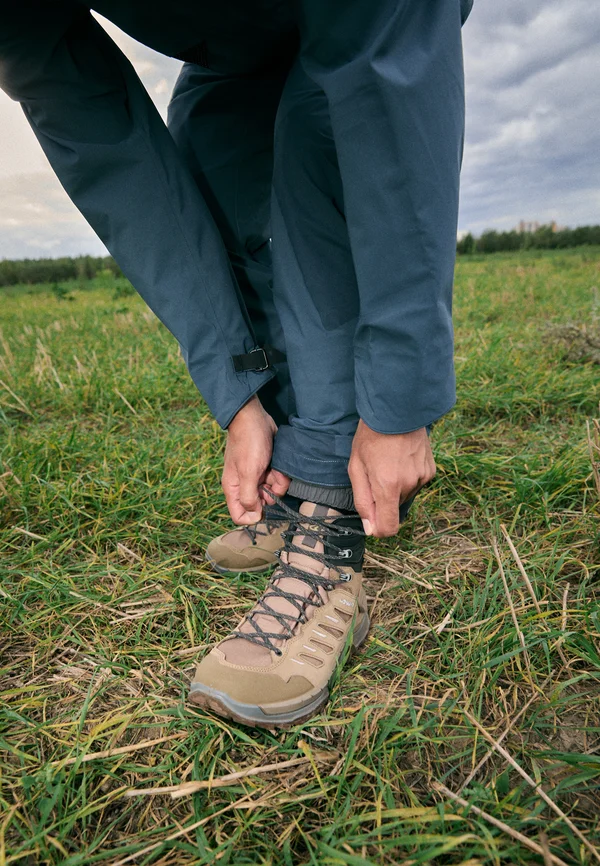 INNOVO GORE TEX MID - Hikingschuh - dune/grau