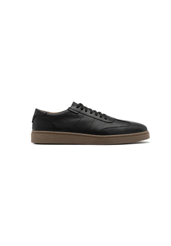 IPYR19 - Sneaker low - black
