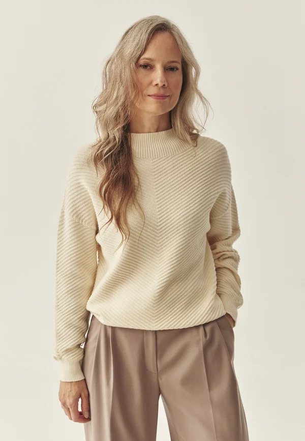 IRISA - Strickpullover - meringue beige