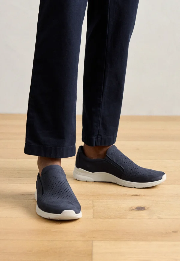 IRVING - Slipper - navy