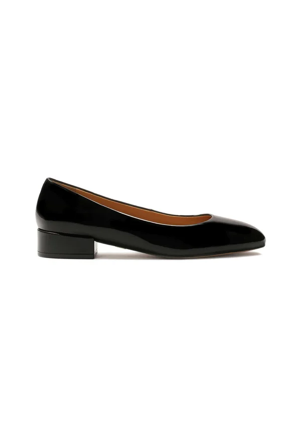 ISOLDE - Pumps - black