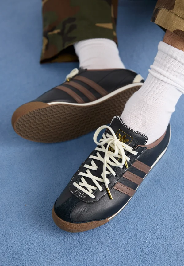 ITALIA 70S UNISEX - Sneaker low - core black/earth strata/gum