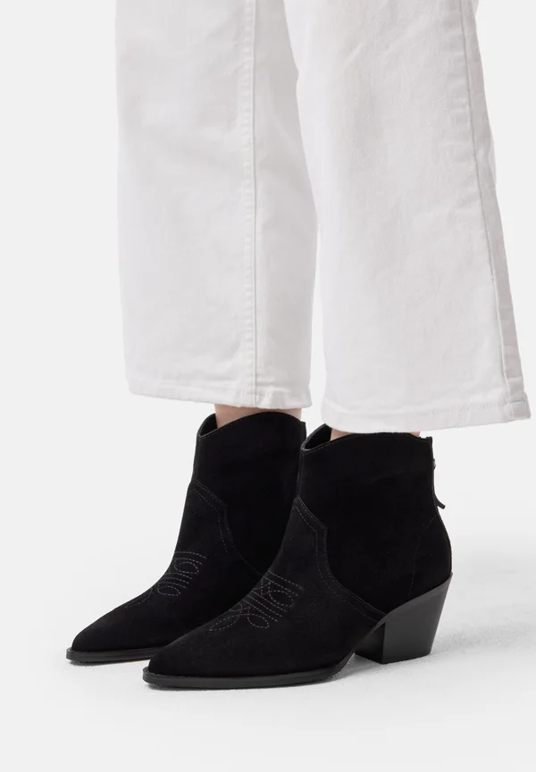 ITS NOT THE SAME - Ankle Boot - black