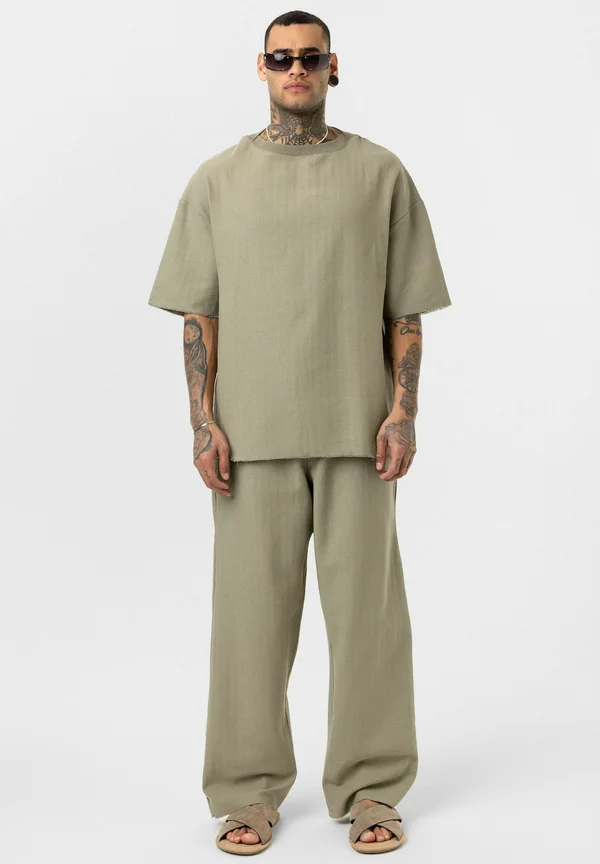 IVO - Jogginghose - khaki