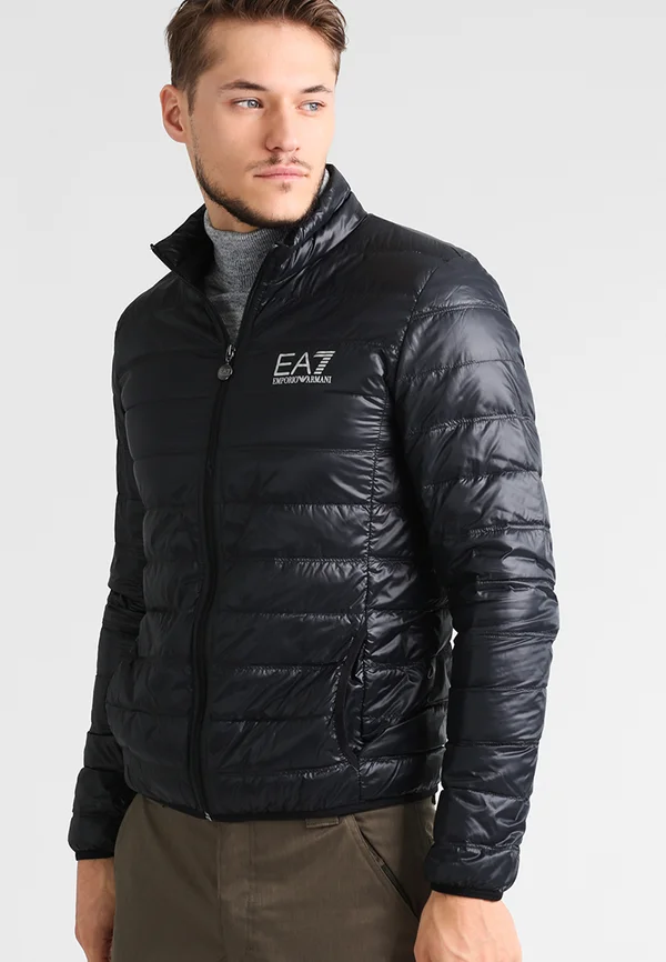 JACKET - Daunenjacke - black