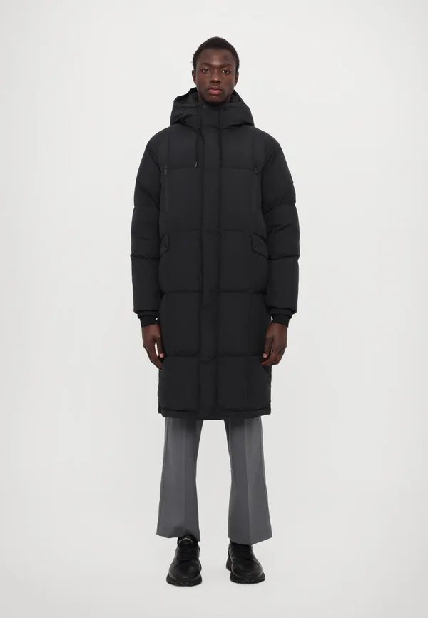 JACKSON - Daunenmantel - black