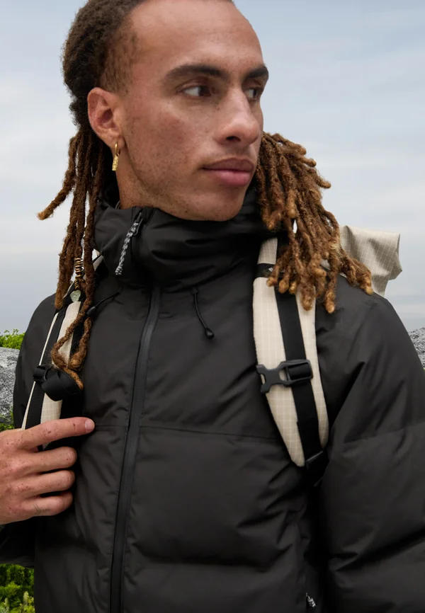 JACKSON GLACIER PARKA - Daunenmantel - black