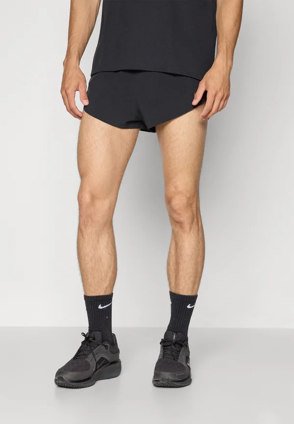 JAKOB INGEBRIGTSEN - Kurze Sporthose - black/metallic gold