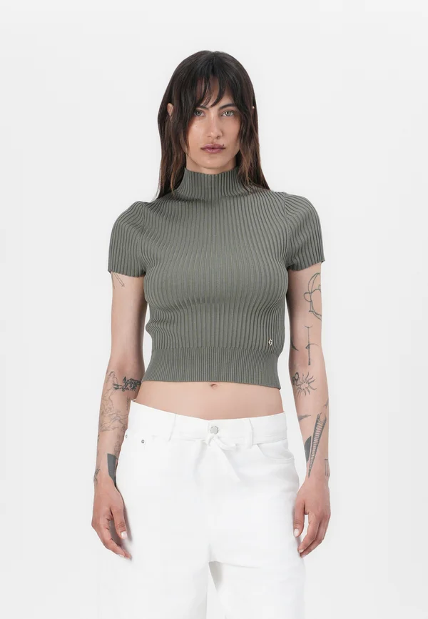 JAYLA MOCK NECK  - Strickpullover - lichen leaf green