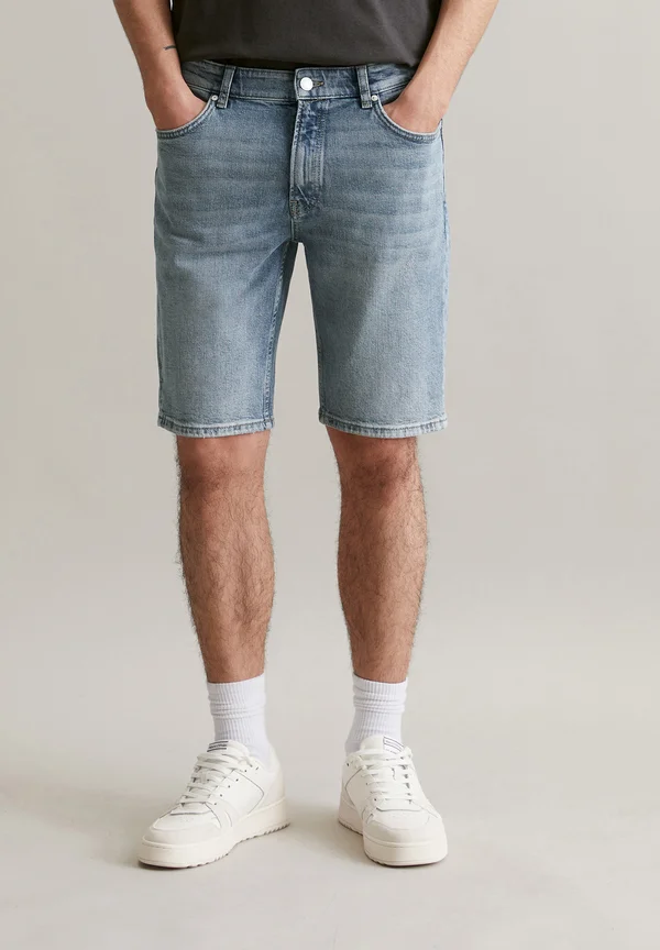 Jeans Shorts - light blue