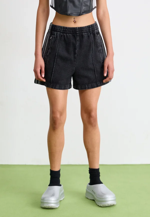 Jeans Shorts - true black