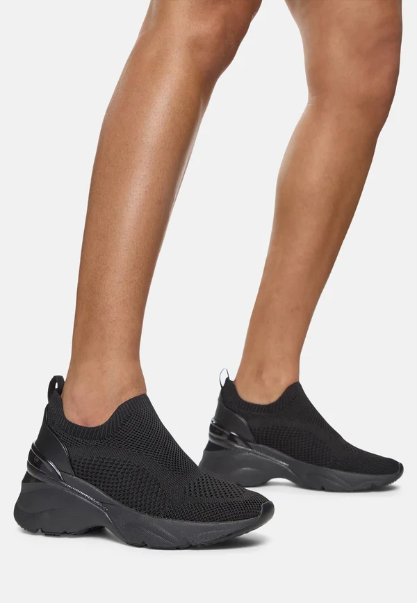 JOGGER ITCHEN - Slipper - black