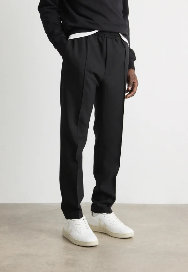 JOGGER - Jogginghose - black