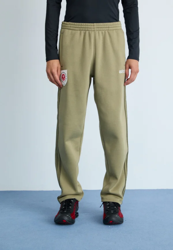 Jogginghose - orbit green