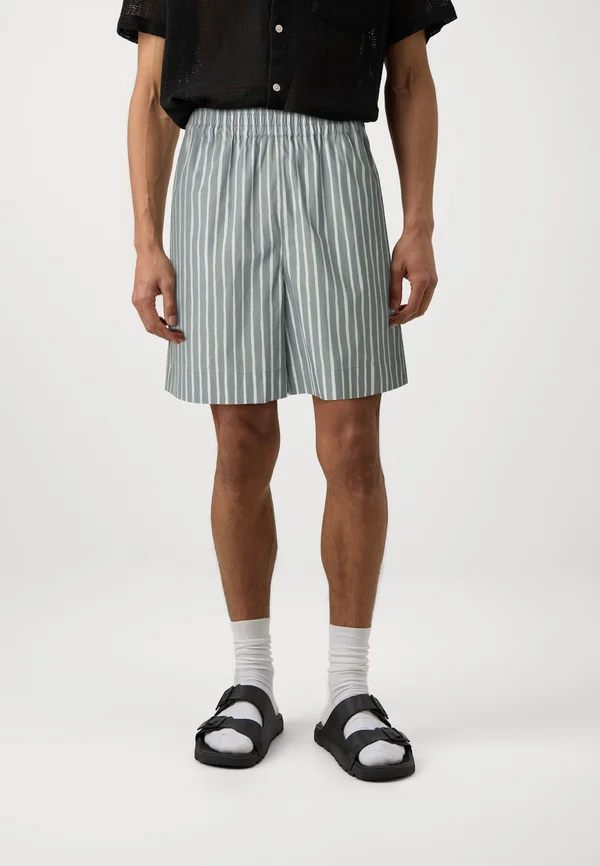 JOKAPOIKA UNISEX - Shorts - grey/white