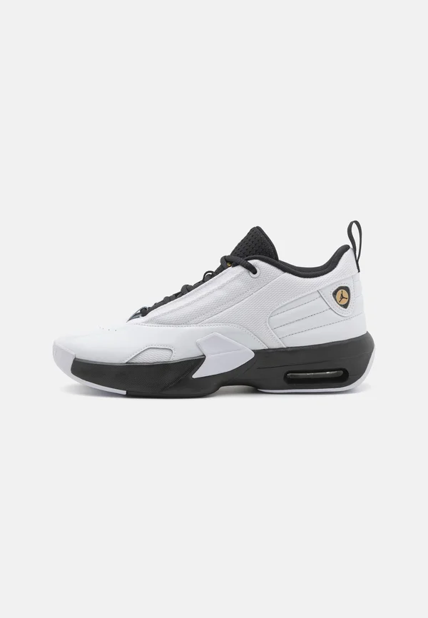 JORDAN MAX AURA 6 - Sneaker low - white/metallic gold/black