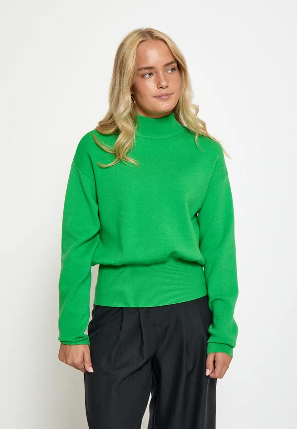 JOSE  TURTLENECK - Strickpullover - apple green