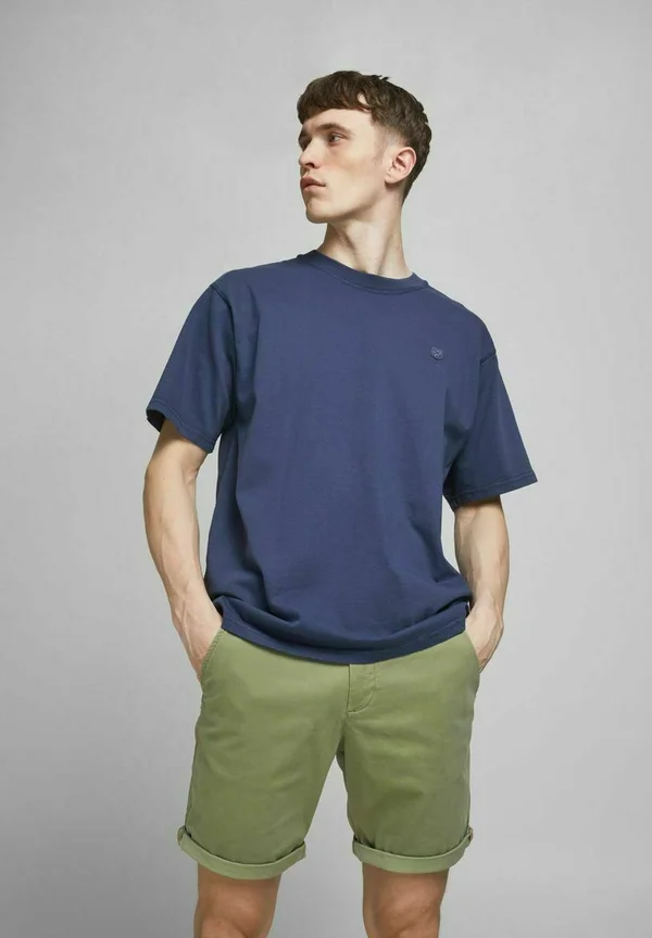 JPSTBOWIE JJSHORTS SOLID  - Shorts - deep lichen green